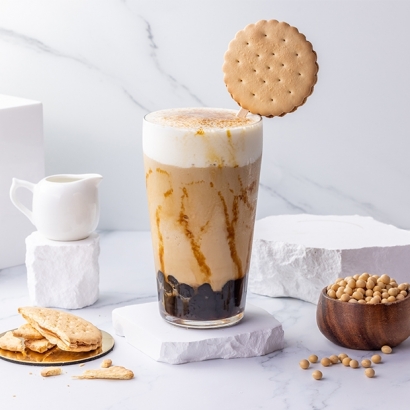 Snacks-Browe Sugar Boba Soy Milk Smoothie with Mousse and Cracker.jpg